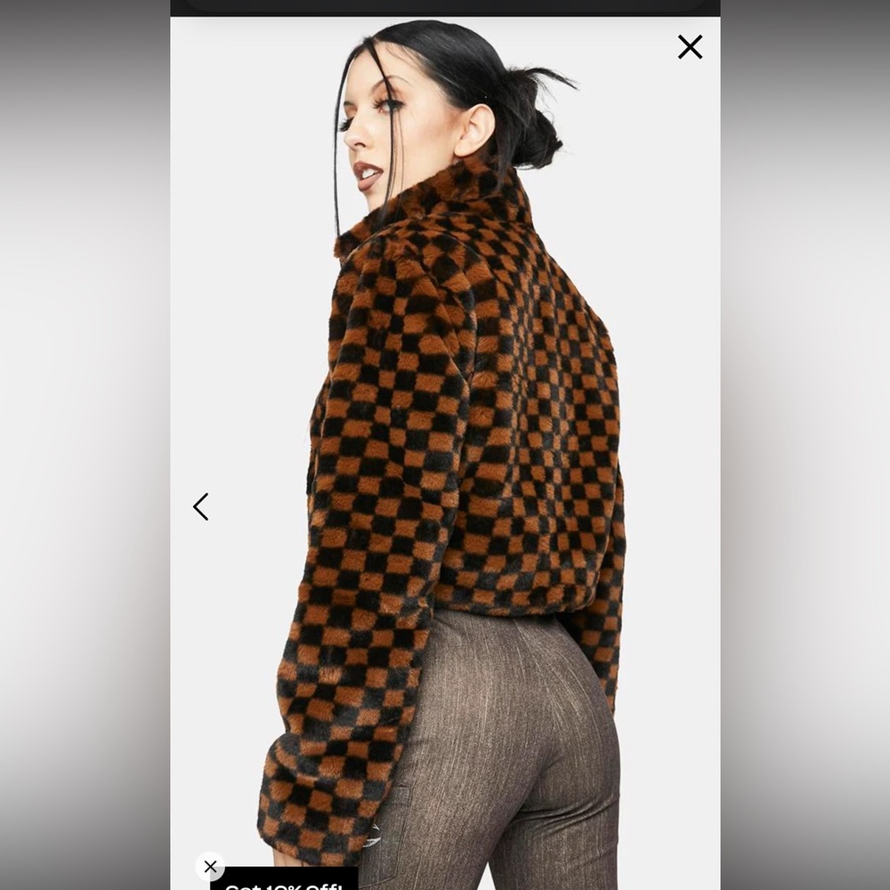 VIBRATO Brown and Black Checkered Faux Fur Jacket with Long Sleeves and Zipper